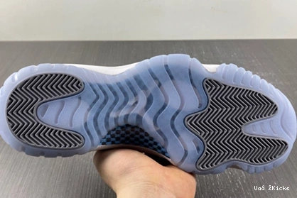 Air Jordan “Cement Grey” Low 686 11 AV2187-140 Modern 0923